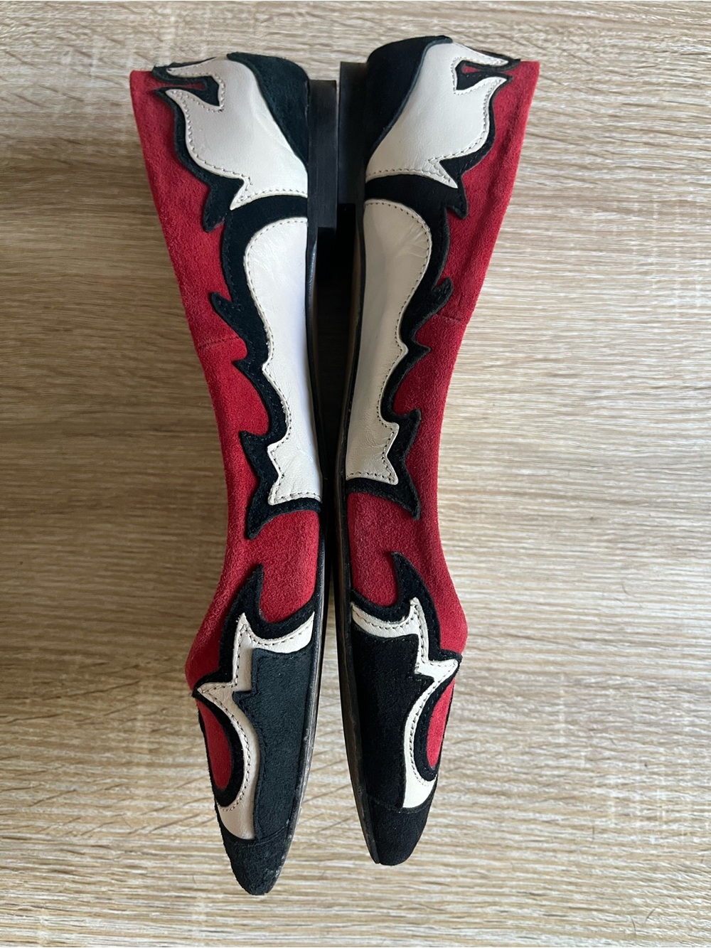ZARA Genuine Leather Red and Black Pointed Toe Women's Flats size 37 western